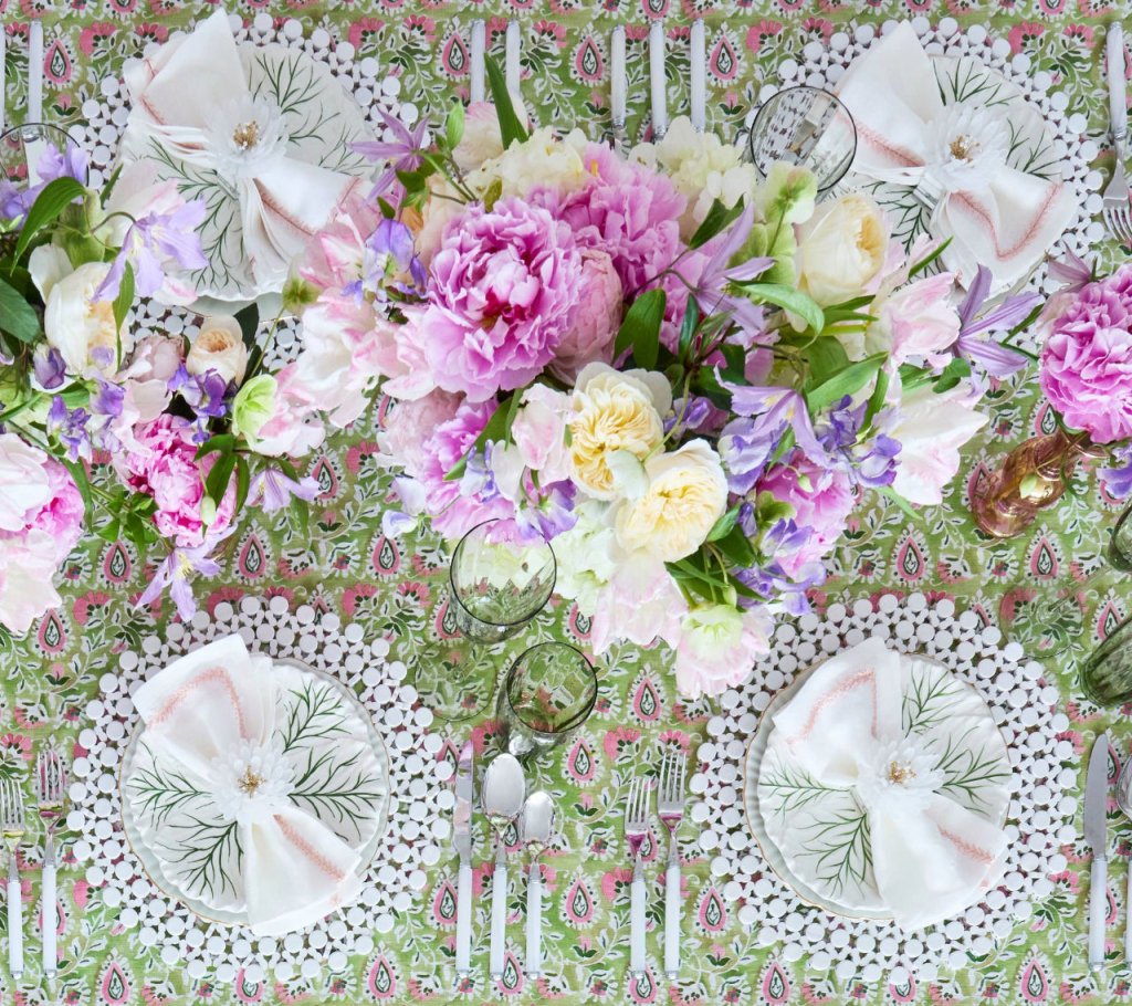 Kim Seybert, Inc.Round Bamboo Placemat in White, Set of 4Placemats