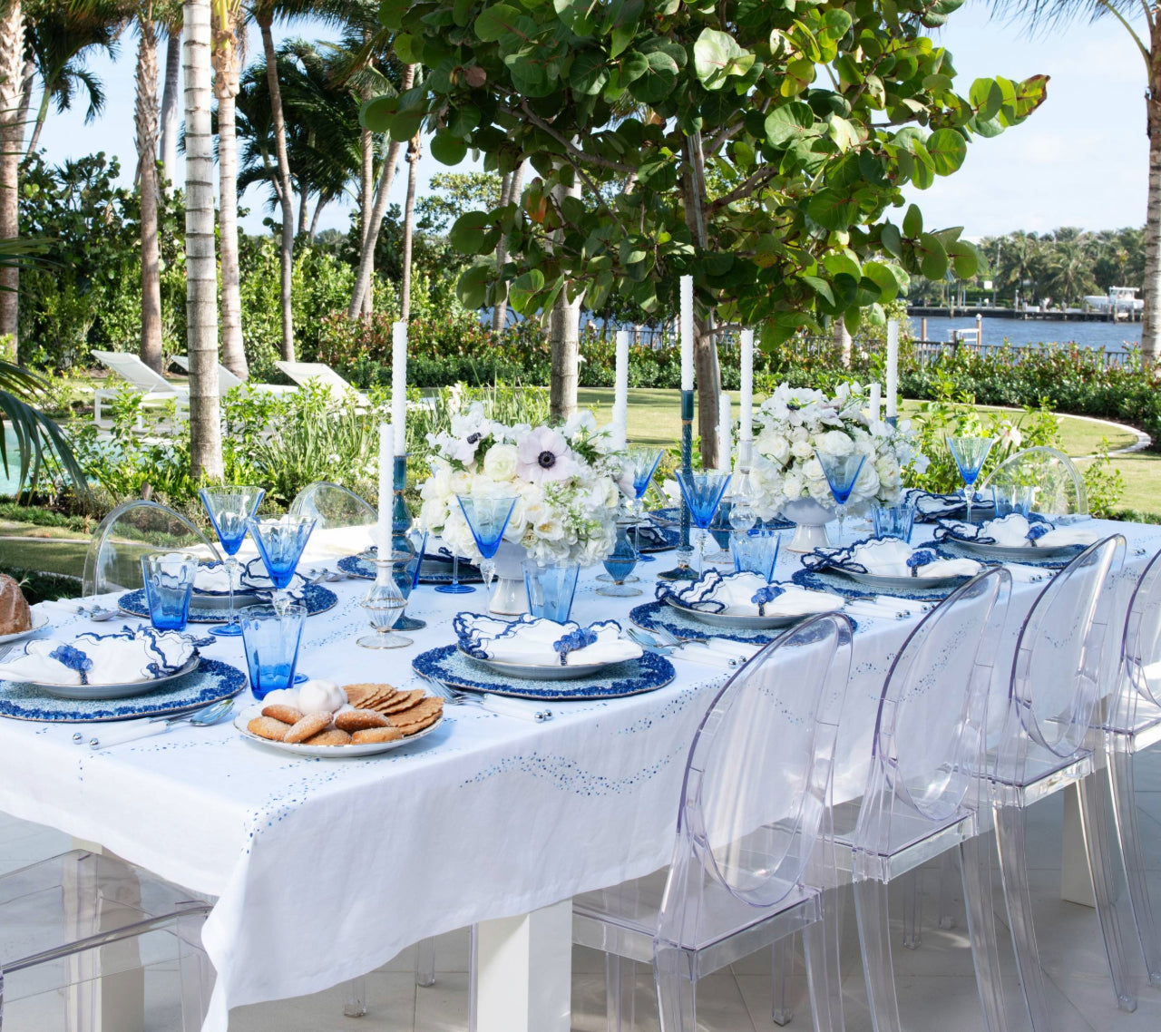 Pin Dot Tablecloth in White & Blue