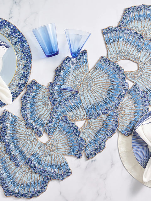 Elegant Table Runners to Elevate Your Dining Experience