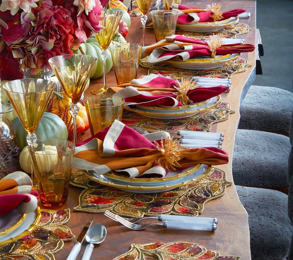 Kim Seybert, Inc.Gilded Leaves Napkin Ring in Gold, Set of 4Napkin Rings