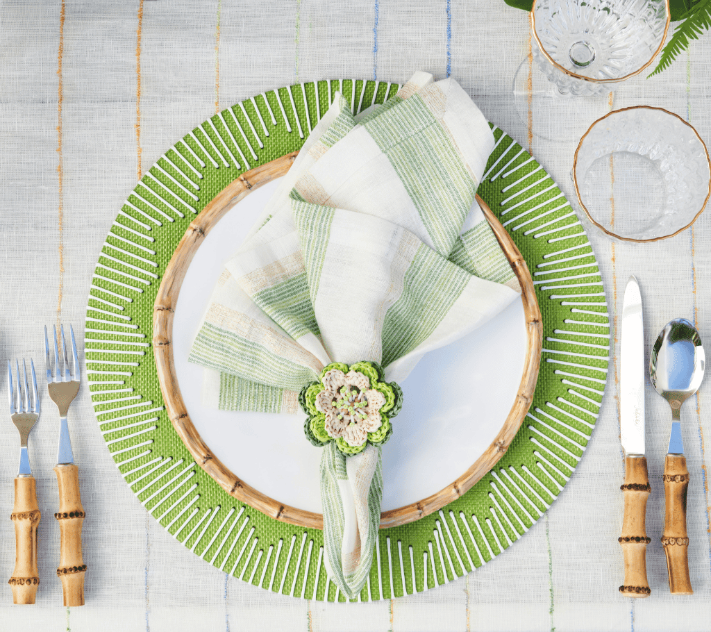 Dream Weaver Placemat in Green & White, Set of 4