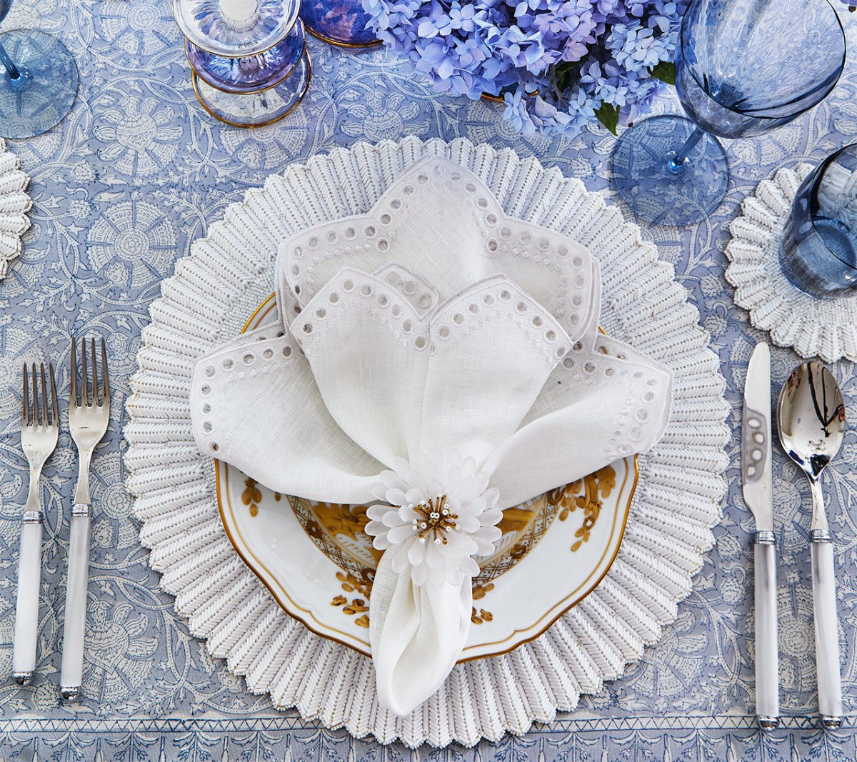 Lumina Placemat in White, Set of 2