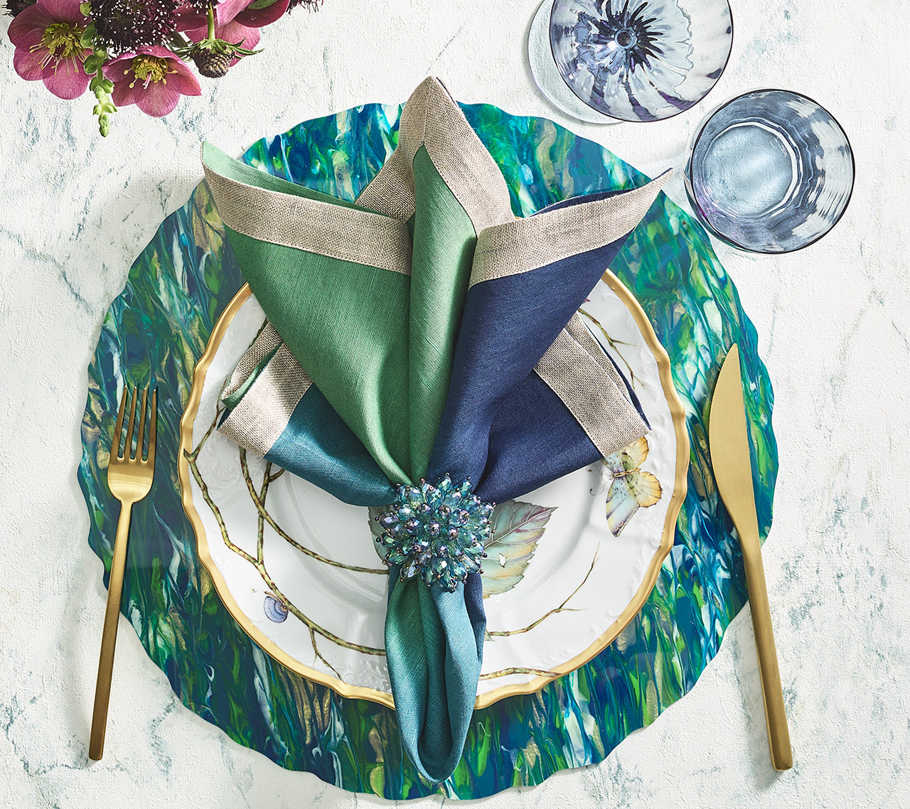 Kim Seybert Luxury Dip Dye Napkin in Navy & Green