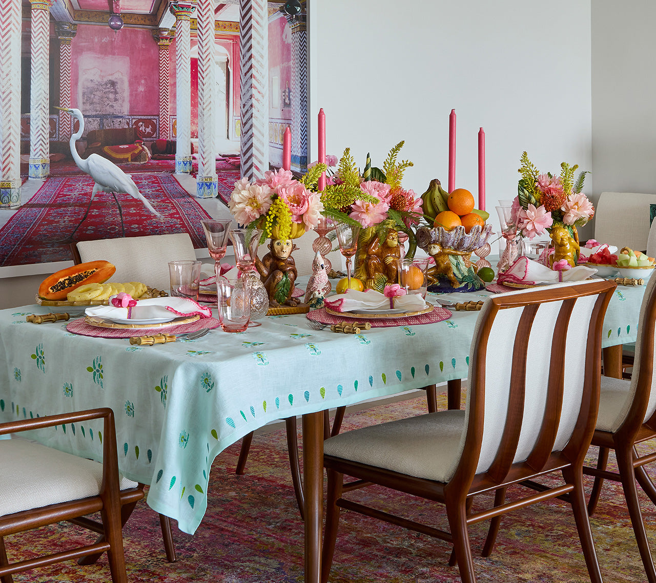 Kim Seybert Luxury Lima Tablecloth in Seafoam & Green