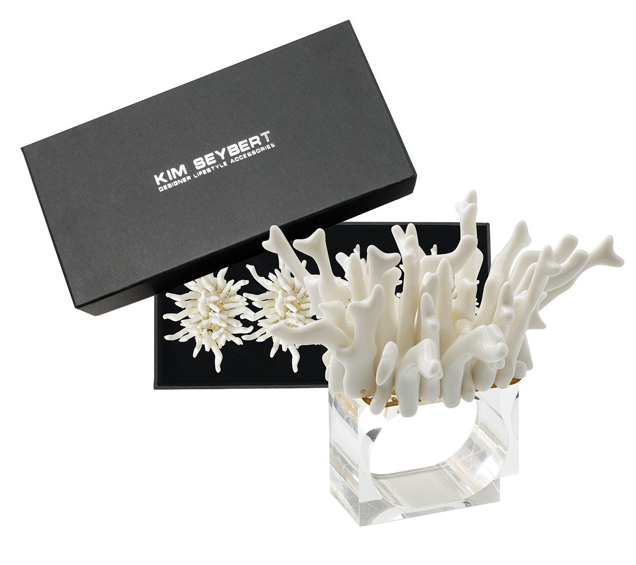 Kim Seybert Luxury Amalfi Napkin Ring in White in a Gift Box